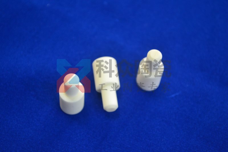 氧化鋁陶瓷有哪幾個特點(diǎn)優(yōu)勢最為顯著？